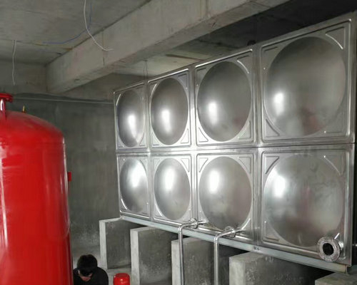 濟南某醫院28噸保溫水箱項目